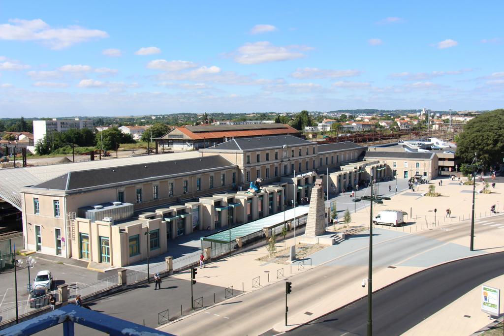 Hotel d'Orléans Angoulême Buitenkant foto